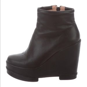 Platform boots. Robert Clergerie. Almost new condition.